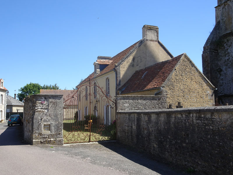 Noron-l'Abbaye : Presbytère