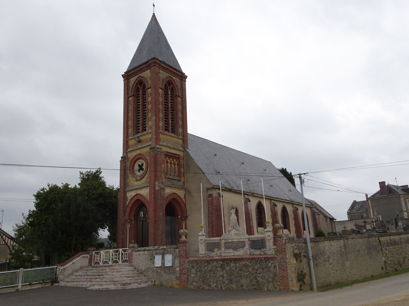 Notre-Dame-de-Fresnay : Eglise