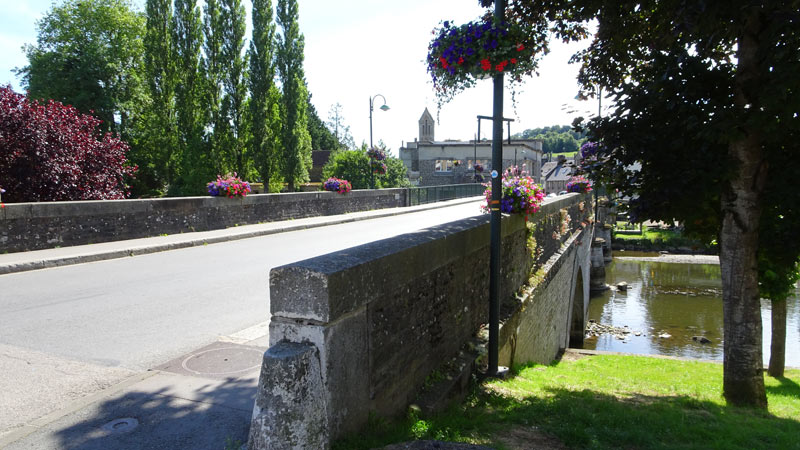 Pont-d'Ouilly : le pont