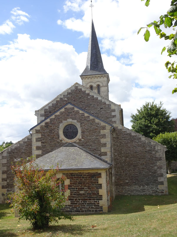 Eglise Saint-Médard à Saint-Marc-d'Ouilly