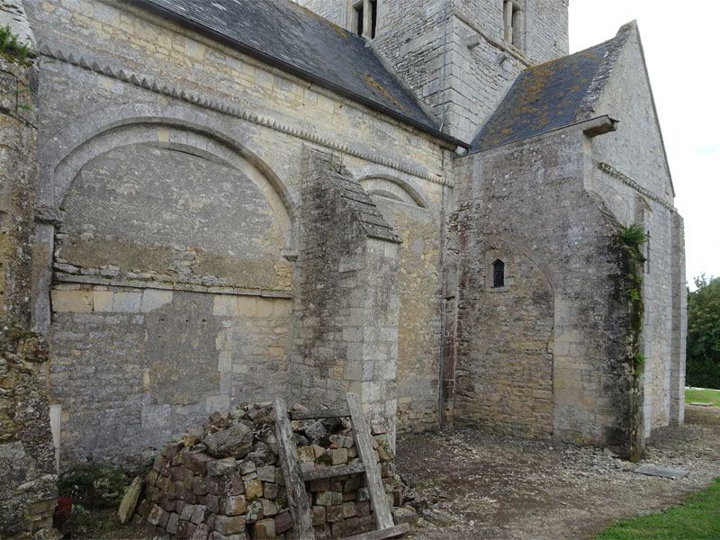Rucqueville : Eglise Saint-Pierre