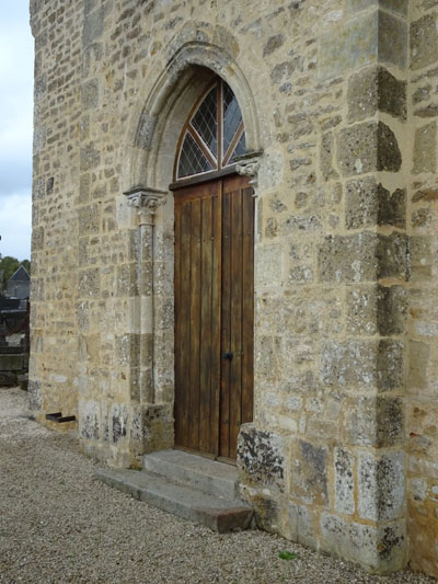 Saint-Aubin-sur-Algot : Eglise Saint-Aubin