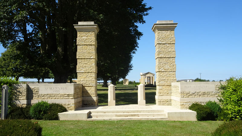 Saint-Manvieu-Norrey : cimetière militaire de Saint-Manvieu