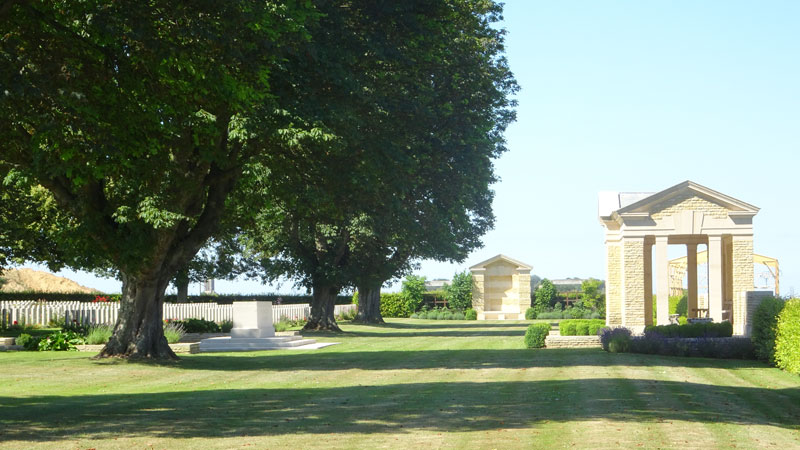 Saint-Manvieu-Norrey : cimetière militaire de Saint-Manvieu