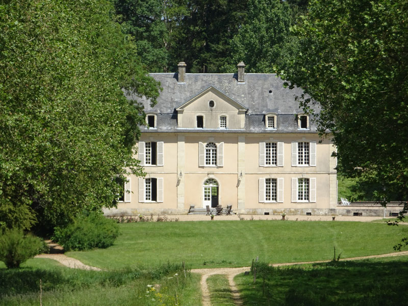 Saint-Vaast-sur-Seulles : Château de la Bertinière