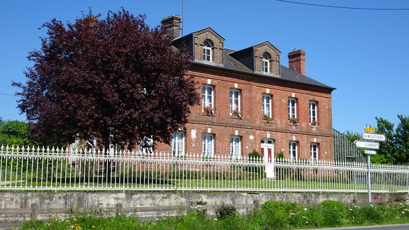 Sainte-Foy-de-Montgommery : L'Aumondière de Bas