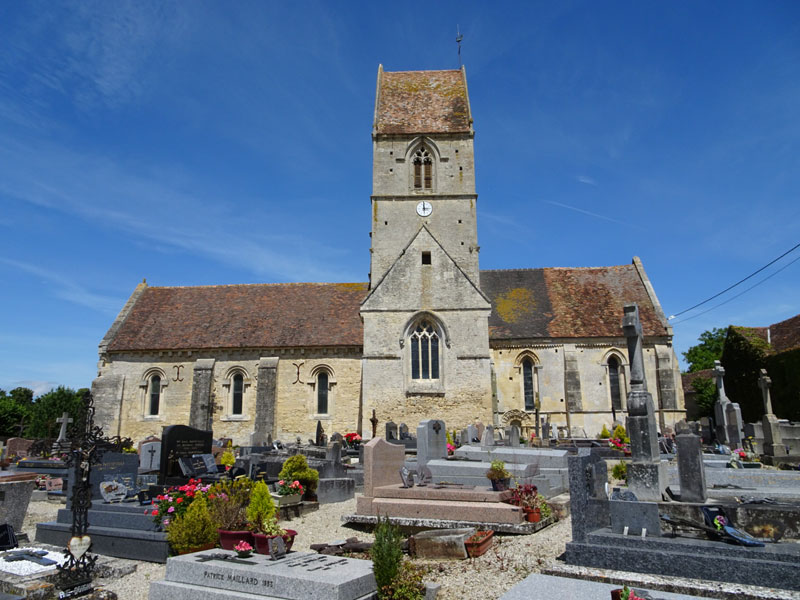 Sassy : Eglise Saint-Gervais et Saint-Protais
