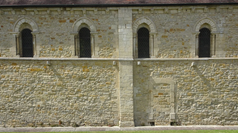 Tilly-sur-Seulles : Chapelle Notre-Dame-du-Val / Musée de la bataille de Tilly-sur-Seulles