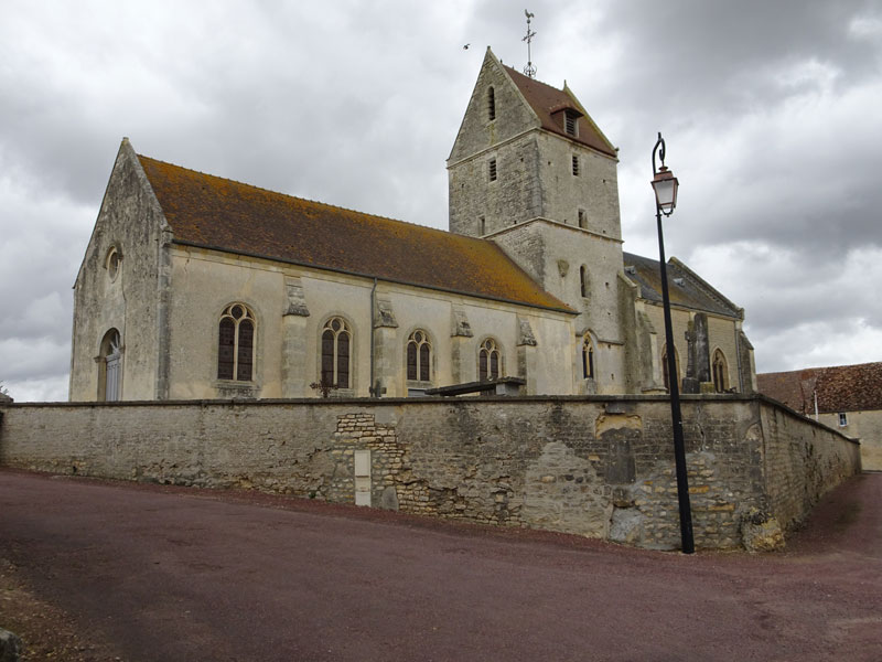 Versainville : Eglise Saint-Pierre