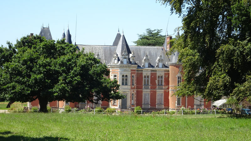 Aucey-la-Plaine : Château de la Crenne