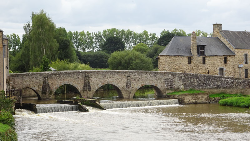 Vieux Pont de Ducey (Manche)