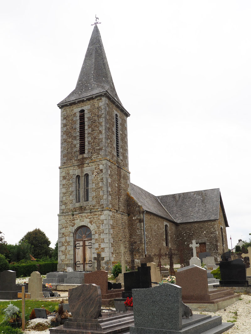 La Boulouze (Saint-Ovin) : Eglise Saint-Pierre-et-Saint-Paul