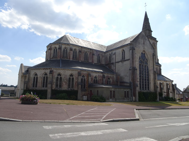 Percy : Eglise Saint-Jean-Baptiste