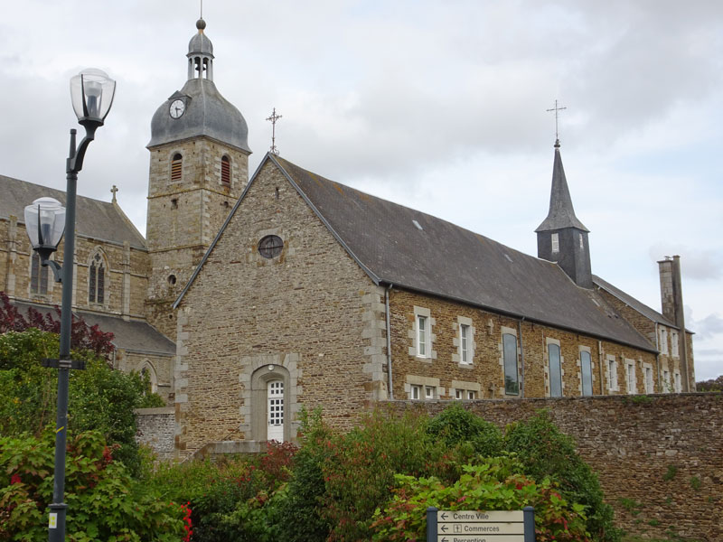 Saint-James : Eglise Saint-Jacques