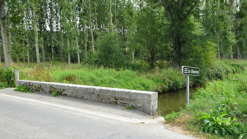 Saint-Senier-de-Beuvron : Pont sur le Beuvron