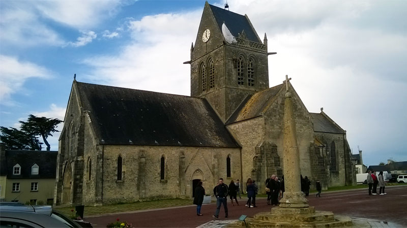 Sainte-Mère-Eglise : Eglise Notre-Dame-de-l'Assomption