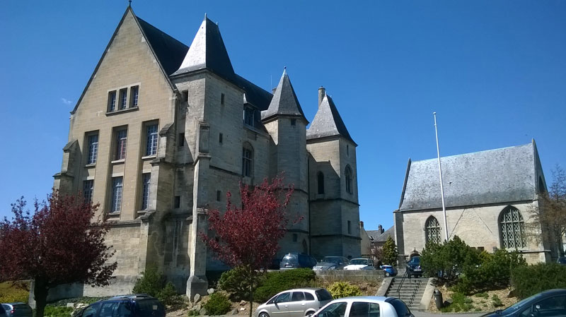 Argentan : Château des Ducs et chapelle Saint-Nicolas