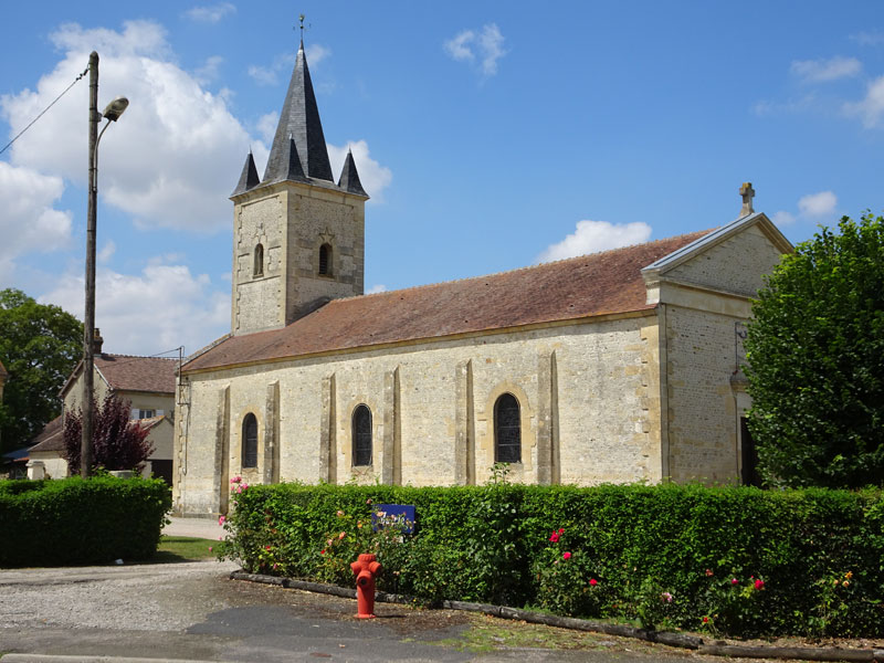 Aubry-en-Exmes : Eglise Sainte-Eugenie dite Eglise des Trois Paroisses