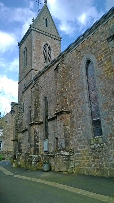 Bréel : Eglise Saint-Pierre-et-Saint-Paul et chapelle de Corday