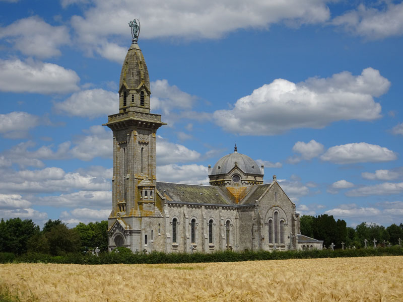 Couterne : Chapelle Notre-Dame de Lignou