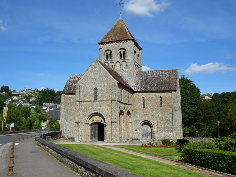 Domfront : Eglise Notre-Dame-sur-l'Eau
