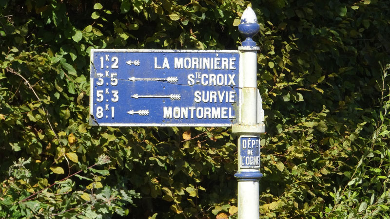 La Fresnaie-Fayel : Plaque de cocher