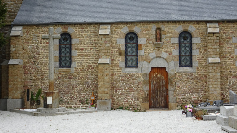 La Motte-Fouquet : Eglise Saint-Symphorien