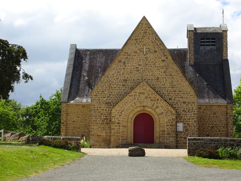 Le Champ-de-la-Pierre : Eglise Saint-Pierre