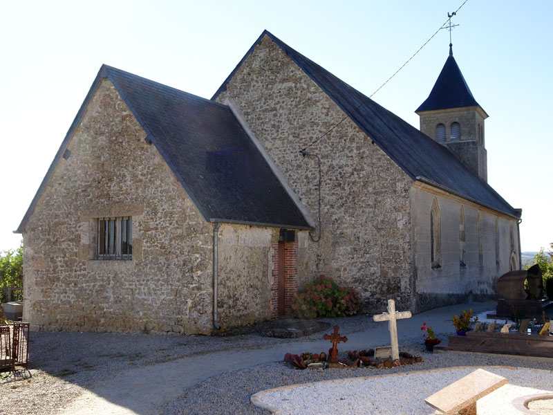 Ménil-Froger : Eglise Saint-Louis-et-Saint-Martin