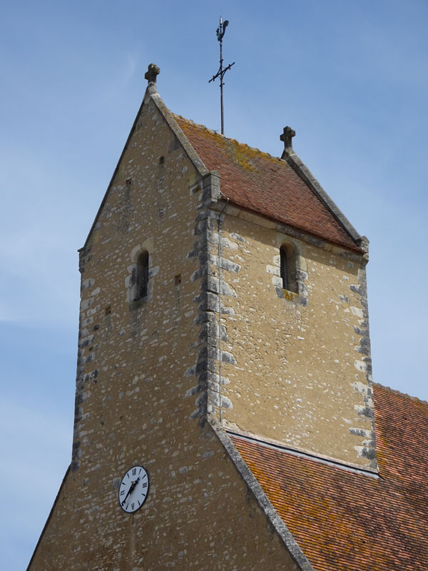 Neuvy-au-Houlme : Eglise Saint-Gervais-et-Saint-Protais