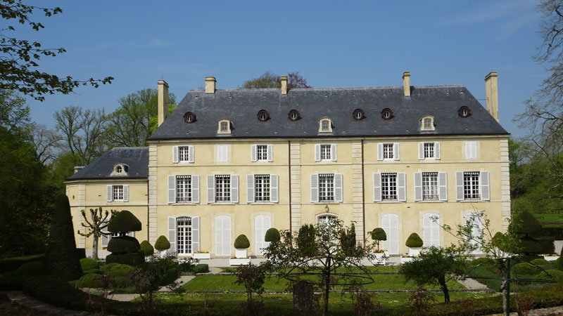 Neuvy-au-Houlme : Château / Haras de Fresnay-le-Buffard