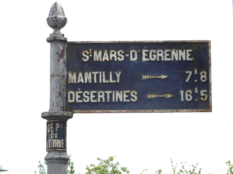 Saint-Mars-d'Egrenne : Plaque de cocher