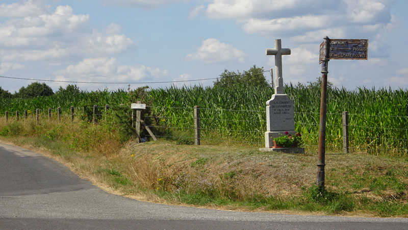 Saint-Mars-d'Egrenne : Croix de La Vaidière