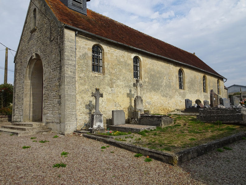 Urou-et-Crennes : Eglise Notre-Dame-des-Douleurs de Crennes