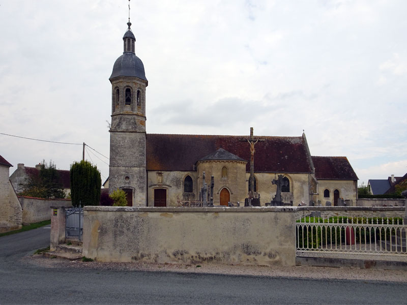 Urou-et-Crennes : Eglise Notre-Dame-de-la-Nativité d'Urou