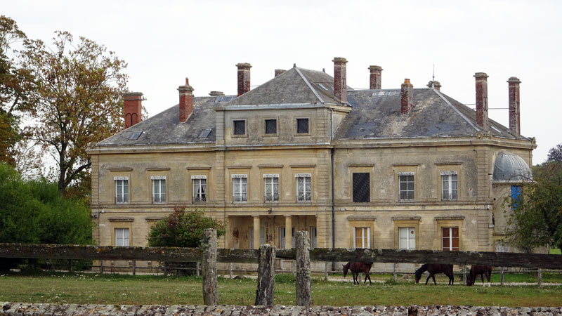 Urou-et-Crennes : Château d'Urou